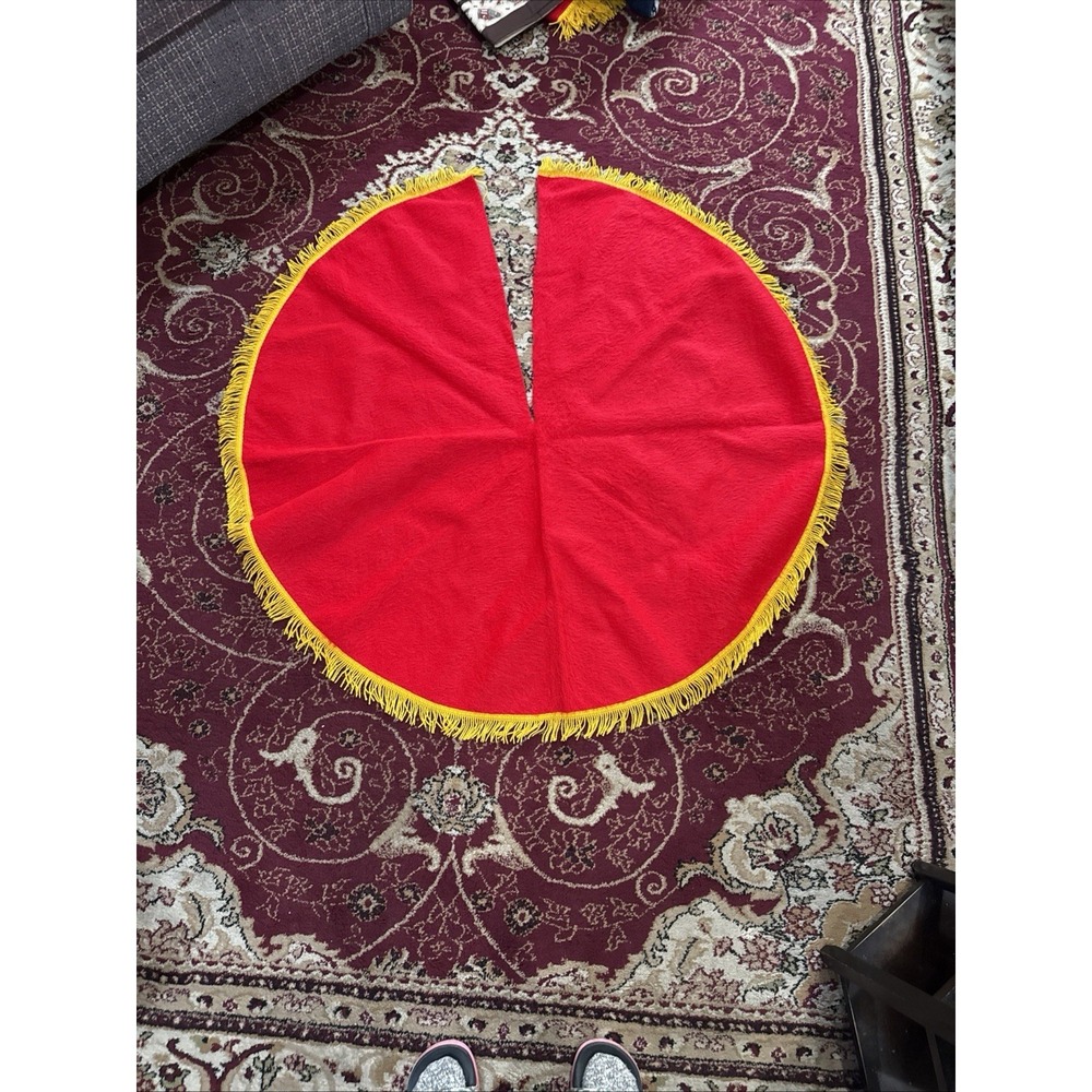 Vintage Red & Gold CHRISTMAS TREE Skirt  Fringed   Round‎ 70s/80s